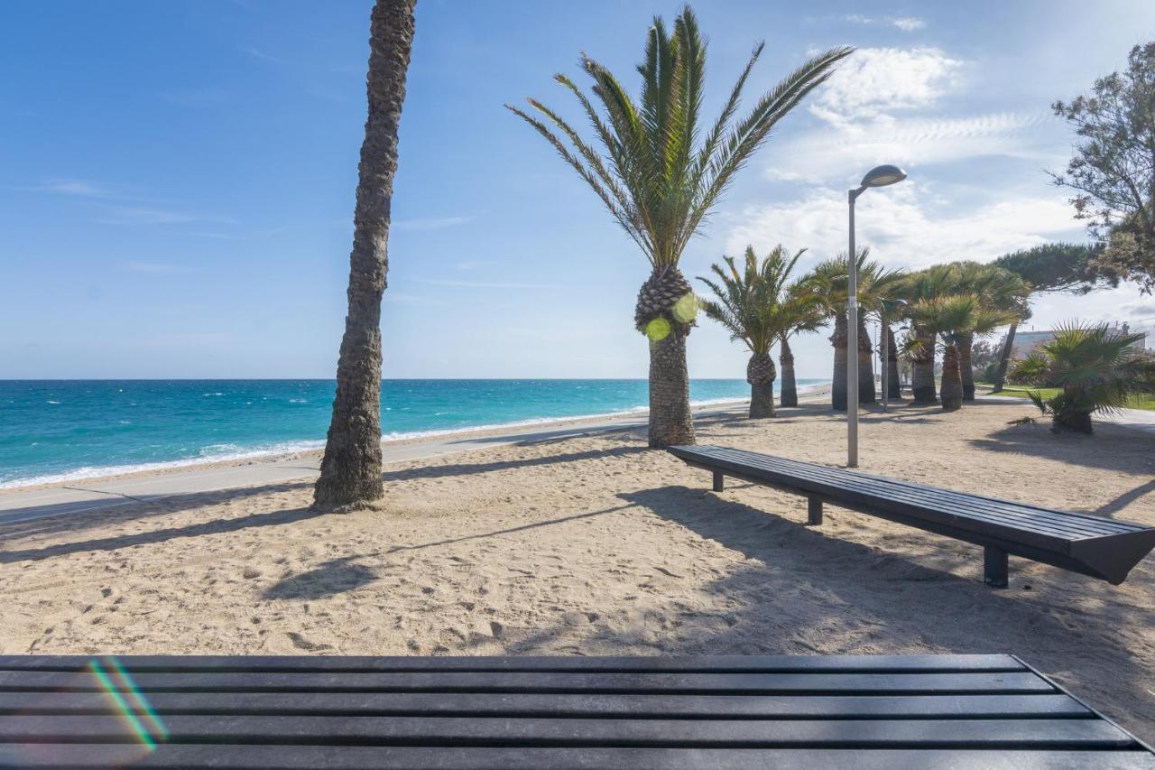 Homeholidaysrentals Margot - Costa Barcelona ピネダ・デ・マール エクステリア 写真